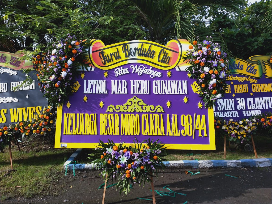 Toko Karangan Bunga Papan di Ngawi